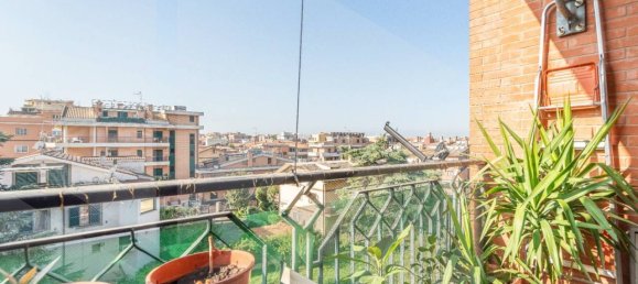 3 rooms Apartment in Ciampino, Italy No. 24700 22