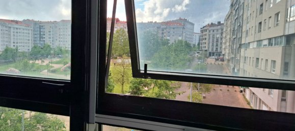 Квартира с 3 спальнями в Виго, Испания № 183126 4