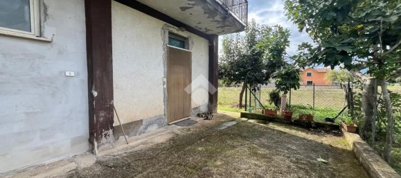 6 rooms House in Monte San Giovanni Campano, Italy No. 162987 2