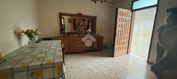 6 rooms House in Monte San Giovanni Campano, Italy No. 162987 9
