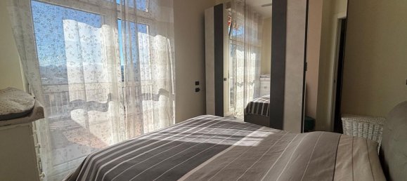 2 bedrooms Apartment in Como, Italy No. 359717 18