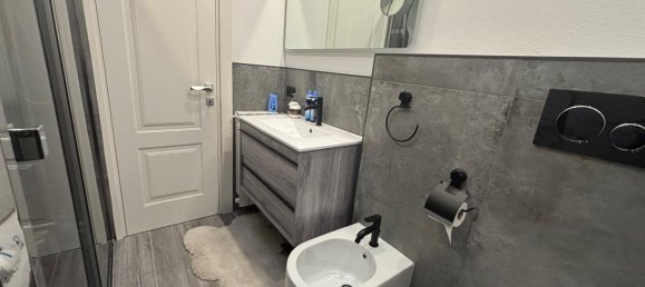 2 bedrooms Apartment in Como, Italy No. 359717 20