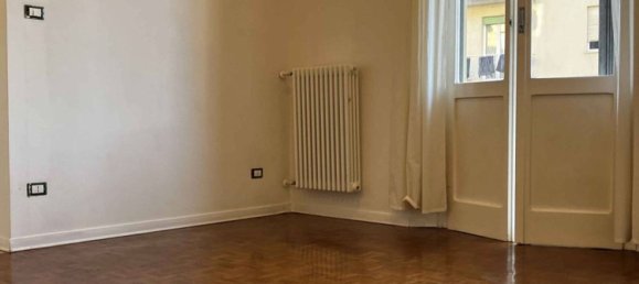 4 bedrooms Apartment in Bologna, Italy No. 314558 12