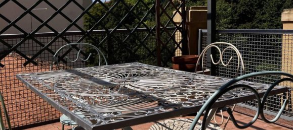 4 bedrooms Apartment in Bologna, Italy No. 314558 3