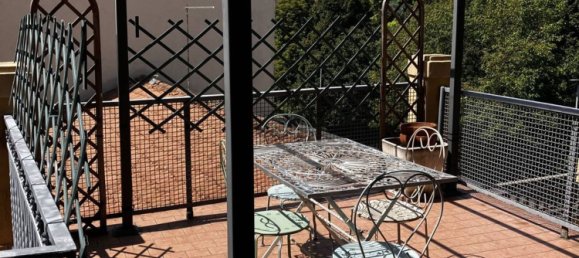 4 bedrooms Apartment in Bologna, Italy No. 314558 4