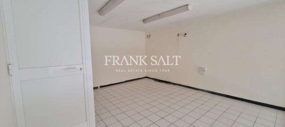  محل تجاري في Mellieha, Malta 40متر مربع رقم 12774 2