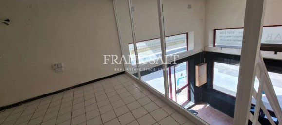  محل تجاري في Mellieha, Malta 40متر مربع رقم 12774 3