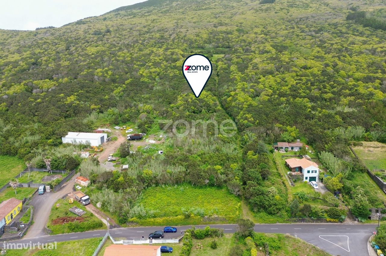 Terreno en Horta, Portugal 1694 m² No. 214068