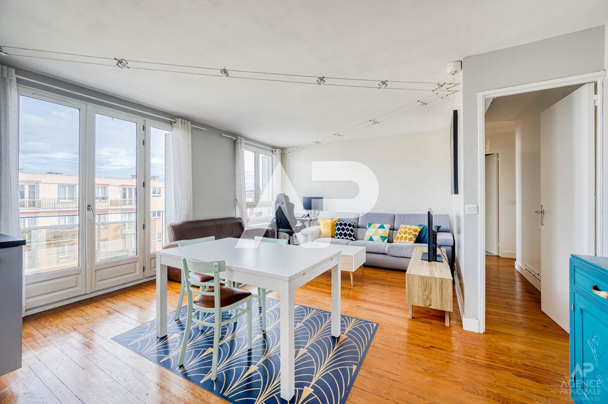 Apartamento de 2 dormitorios en Rueil-Malmaison, France No. 134415