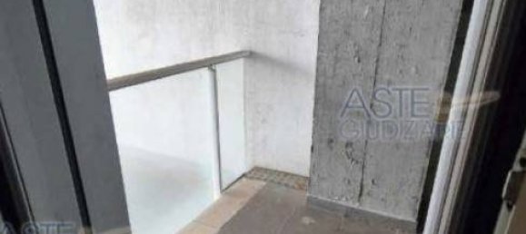 Estudio en Bari, Italy No. 278195 9