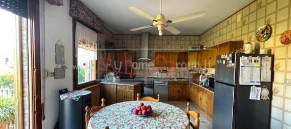 7 rooms House in Padua, Italy No. 135184 11