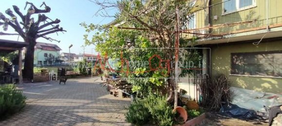 7 rooms House in Padua, Italy No. 135184 4