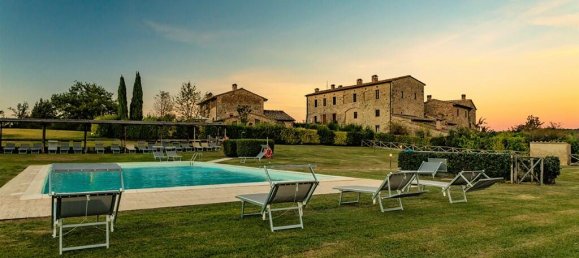 3 bedrooms Apartment in Colle di Val d'Elsa, Italy No. 57130 3