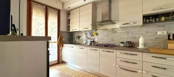 Apartamento T3 em Mogliano Veneto, Italy N.º 278927 6