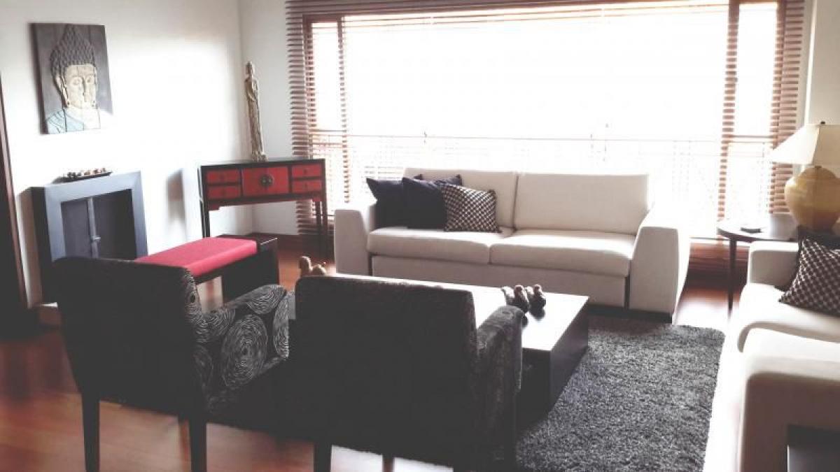 Casa de 3 dormitorios en Bogotá, Colombia No. 11316