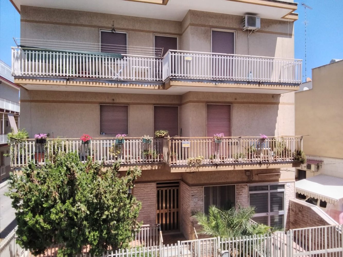 5 rooms Apartment in Massafra, Italy No. 275315