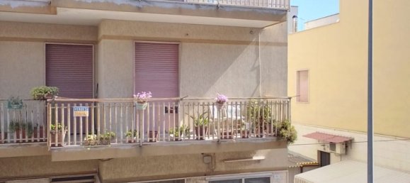 5 rooms Apartment in Massafra, Italy No. 275315 3