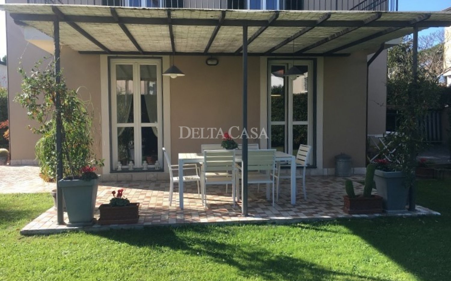 4 bedrooms Villa in Camaiore, Italy No. 205112