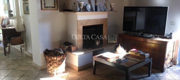4 bedrooms Villa in Camaiore, Italy No. 205112 7