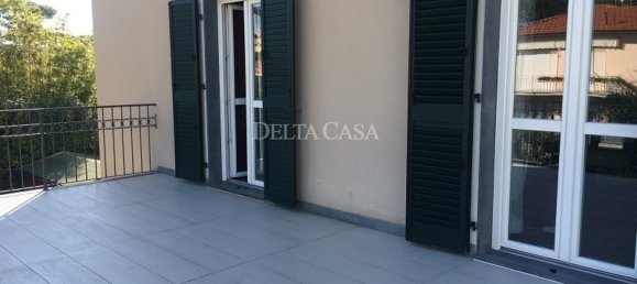 4 bedrooms Villa in Camaiore, Italy No. 205112 21