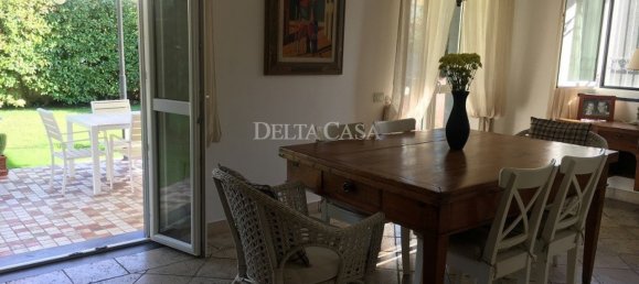 4 bedrooms Villa in Camaiore, Italy No. 205112 2