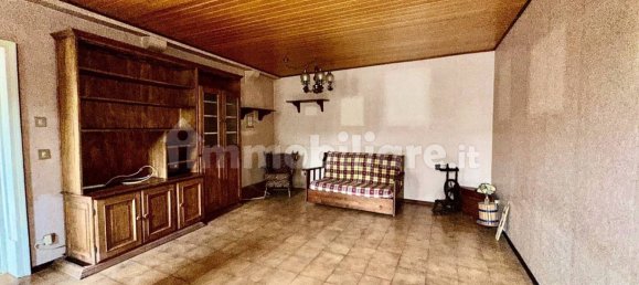 4 bedrooms House in Udine, Italy No. 327527 10