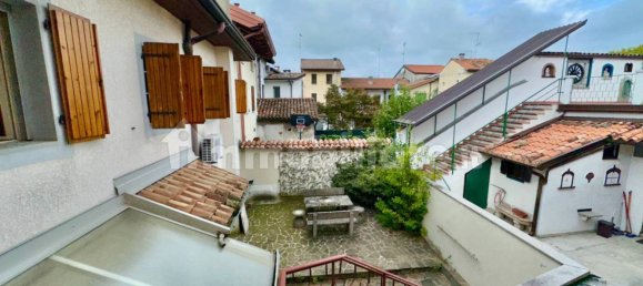 4 bedrooms House in Udine, Italy No. 327527 29