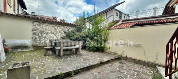 4 bedrooms House in Udine, Italy No. 327527 3