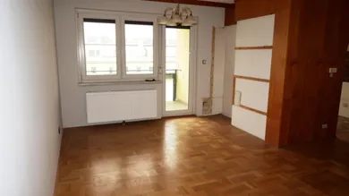 Apartamento de 3 habitaciónes en Stockerau, Austria No. 243175
