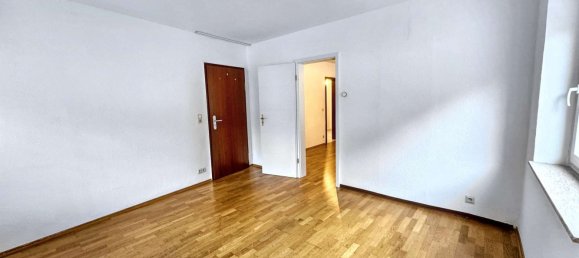 Apartamento de 3 dormitorios en Freiburg im Breisgau, Germany No. 36410 4