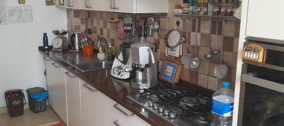 7 غرف نوم شقة في Genoa, Italy رقم 364701 12