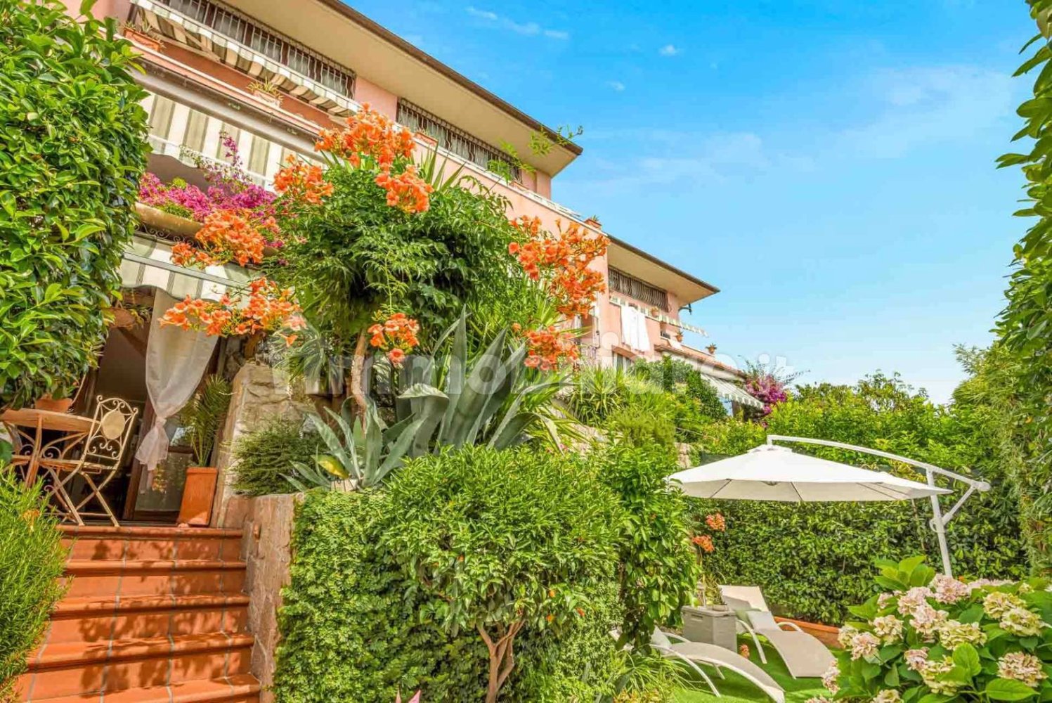 3 غرف نوم فيلا في Carrara, Italy رقم 269054