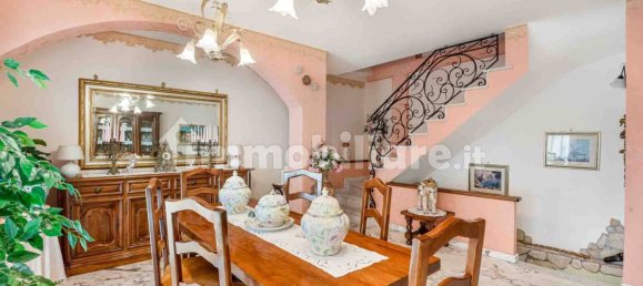 3 غرف نوم فيلا في Carrara, Italy رقم 269054 4