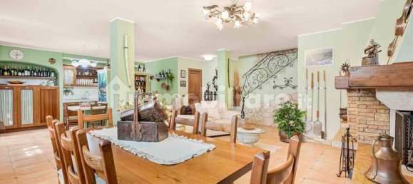 3 غرف نوم فيلا في Carrara, Italy رقم 269054 32