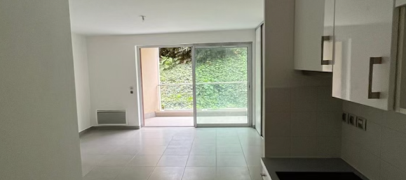 Studio in Nice, France No. 328971 8