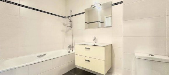 Studio in Nice, France No. 328971 7