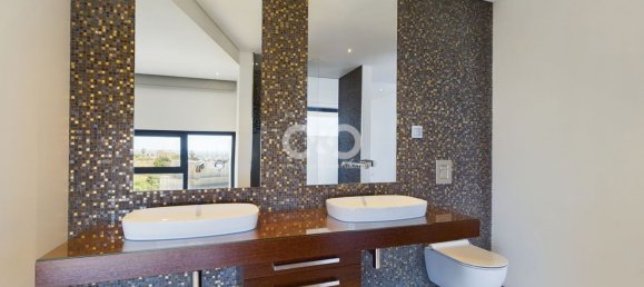 3 bedrooms House in Lagos, Portugal No. 132098 5