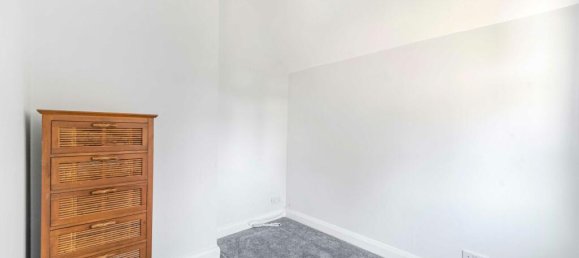 3 bedrooms Commercial property in Beckenham, United Kingdom No. 966 9