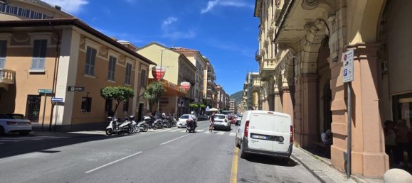 Garaje en Chiavari, Italy 13 m² No. 269320 4