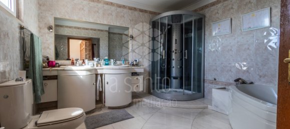 5 bedrooms Villa in Cascais, Portugal No. 130566 30