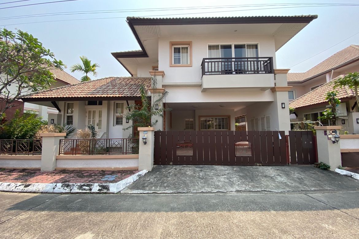 3 bedrooms House in Chiang Mai, Thailand No. 27080