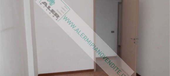 4 Schlafzimmer Wohnung in Milan, Italy, Nr. 373128 12