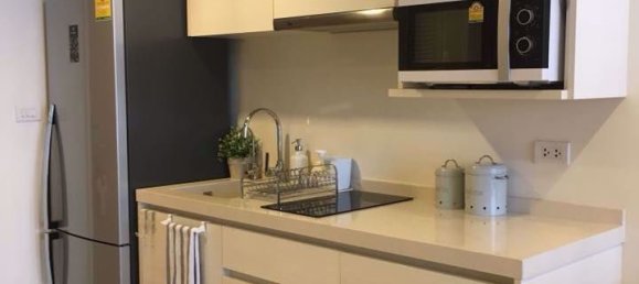 Apartamento com 1 quarto em condomínio em Watthana, Thailand N.º 9526 3