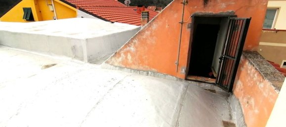 4 rooms House in Toirano, Italy No. 171164 8