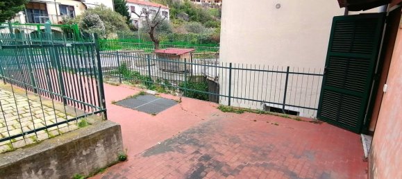 4 rooms House in Toirano, Italy No. 171164 10