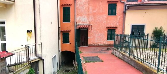 4 rooms House in Toirano, Italy No. 171164 12