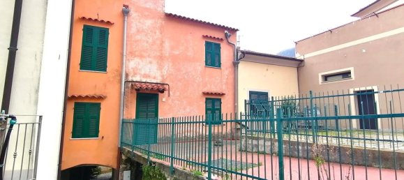 4 rooms House in Toirano, Italy No. 171164 13