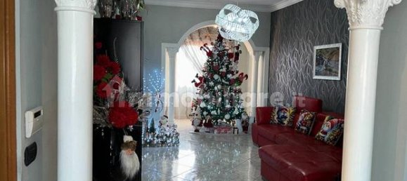 3 rooms Apartment in Afragola, Italy No. 222660 2