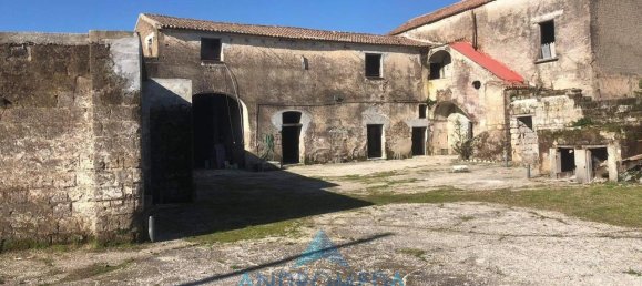 12غرفة بناية في Santa Maria Capua Vetere, Italy رقم 78108 4
