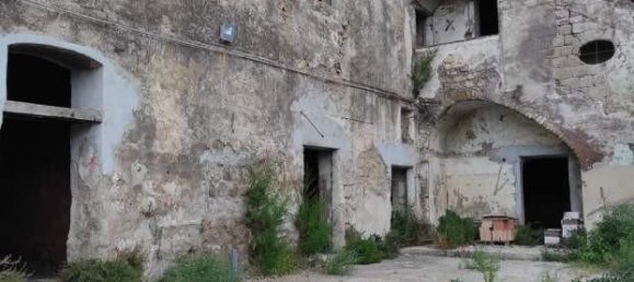 12غرفة بناية في Santa Maria Capua Vetere, Italy رقم 78108 29